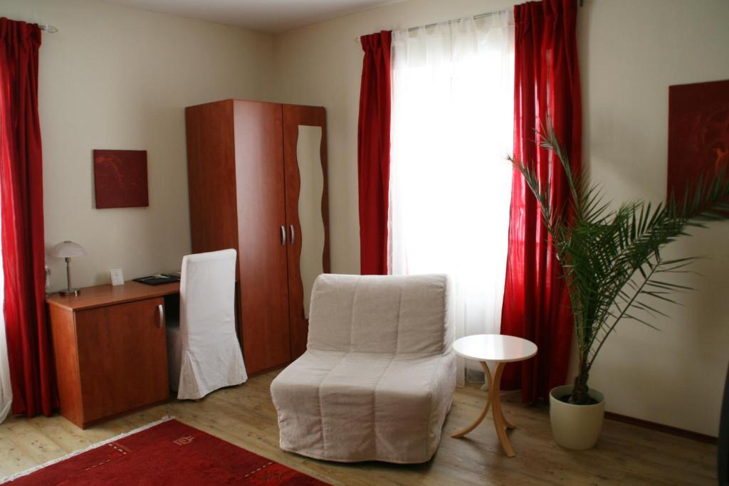 Goesser Bachgasslhof -- Bed And Breakfast -- Apartments Leoben  Szoba fotó